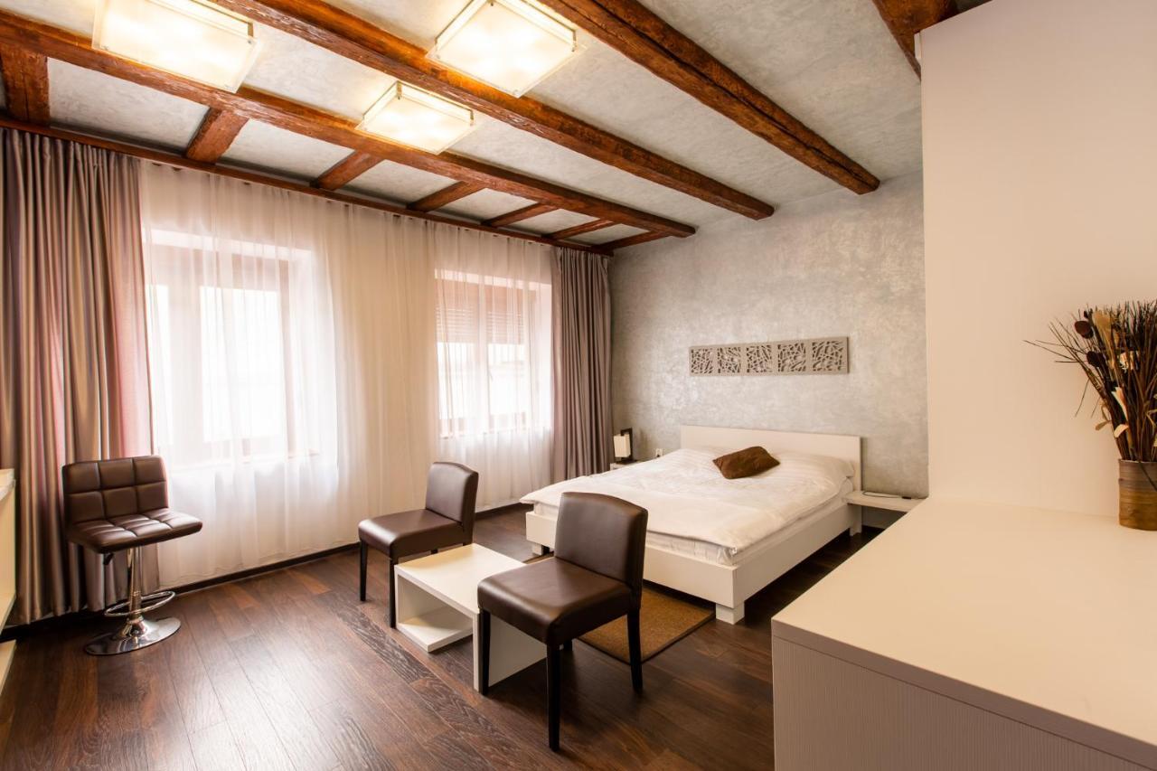 Vendi Grand Square Residence Сибиу Экстерьер фото